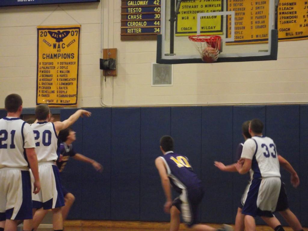 Golden Eagles Beat Duanesburg, 54-42