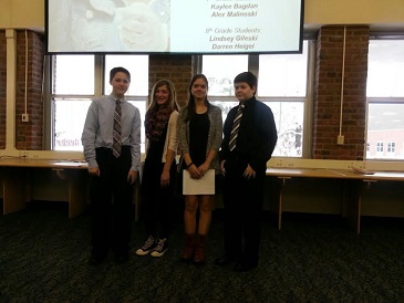 Junior high students present at Project Lead the Way conference