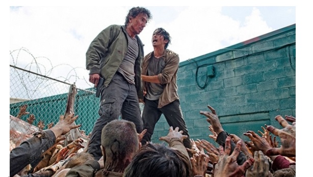 THE WALKING DEAD:  R.I.P. Glenn?