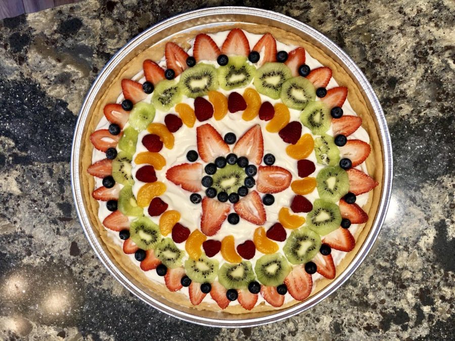 A Healthy Snack for the New Year: Fruit Pizza